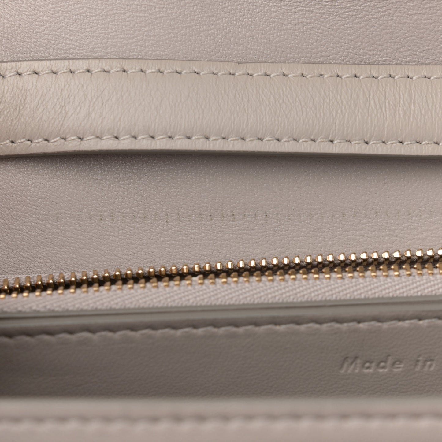 Box Calfskin Medium Classic Box Flap Bag Clay