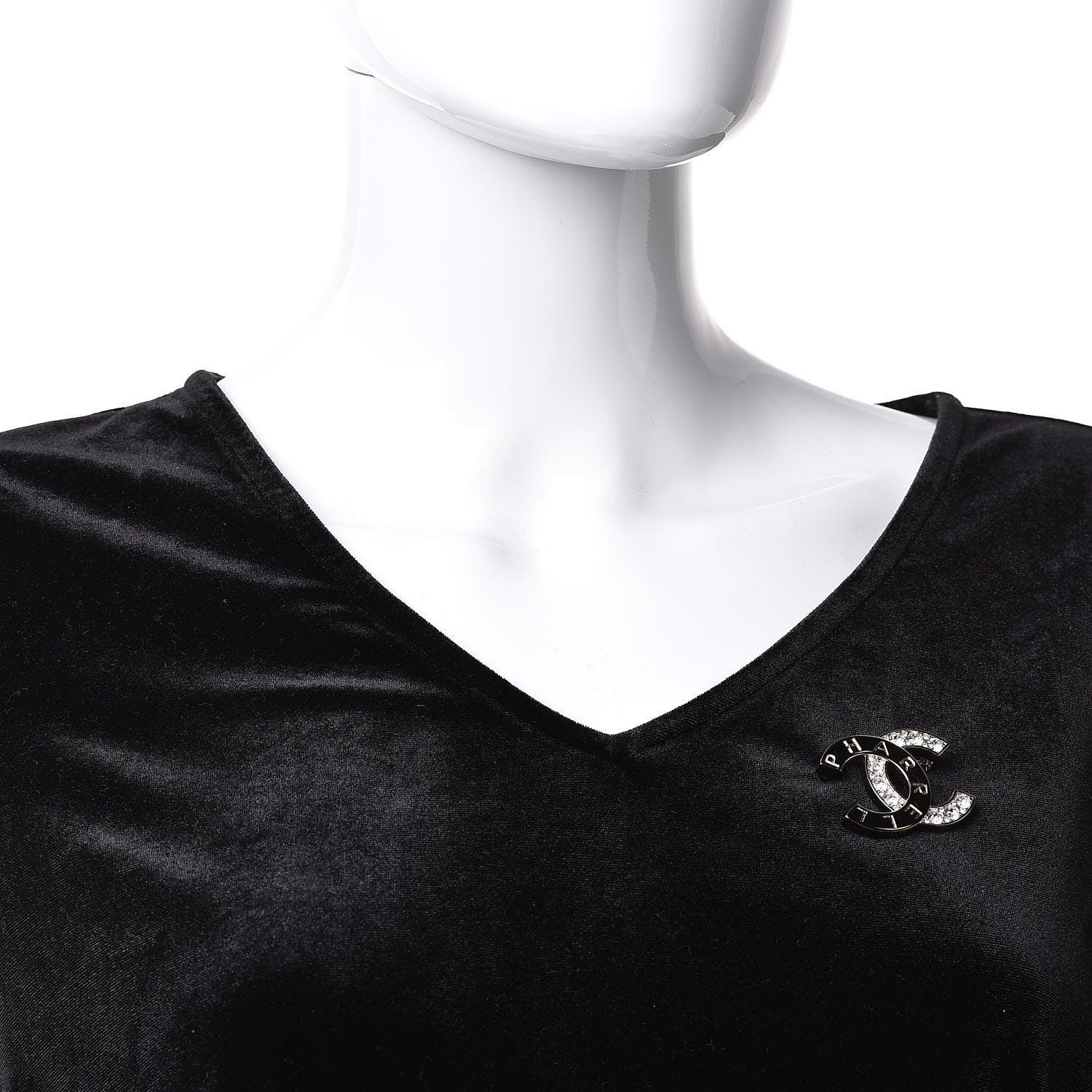 Chanel Crystal CC Pharrell Brooch Gold 2 of 5