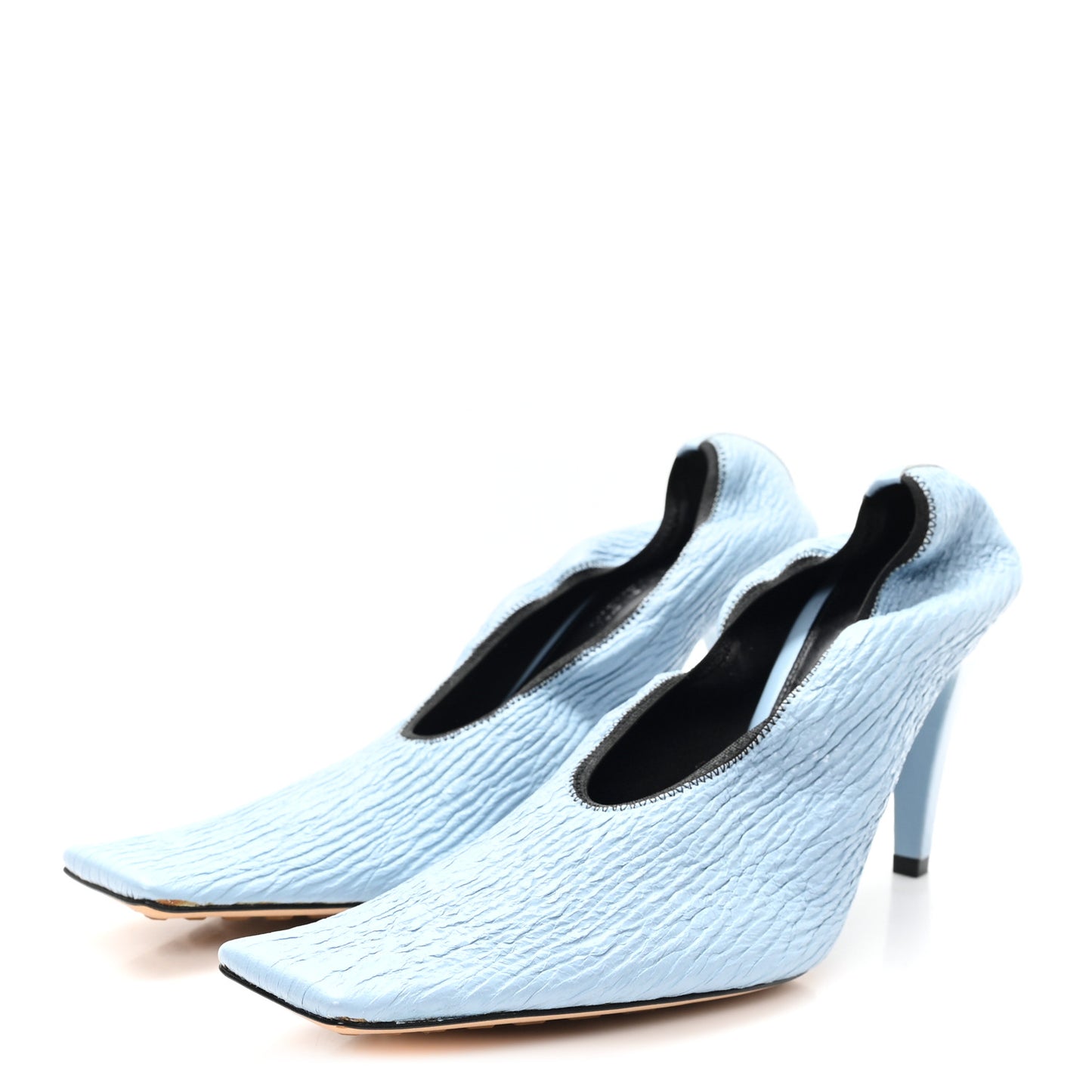 Crunch Calfskin Sharpei Pumps 37 Ice