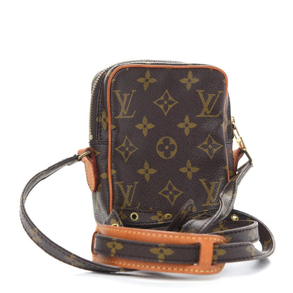 Louis Vuitton Monogram Pochette Bandouliere 3 of 8