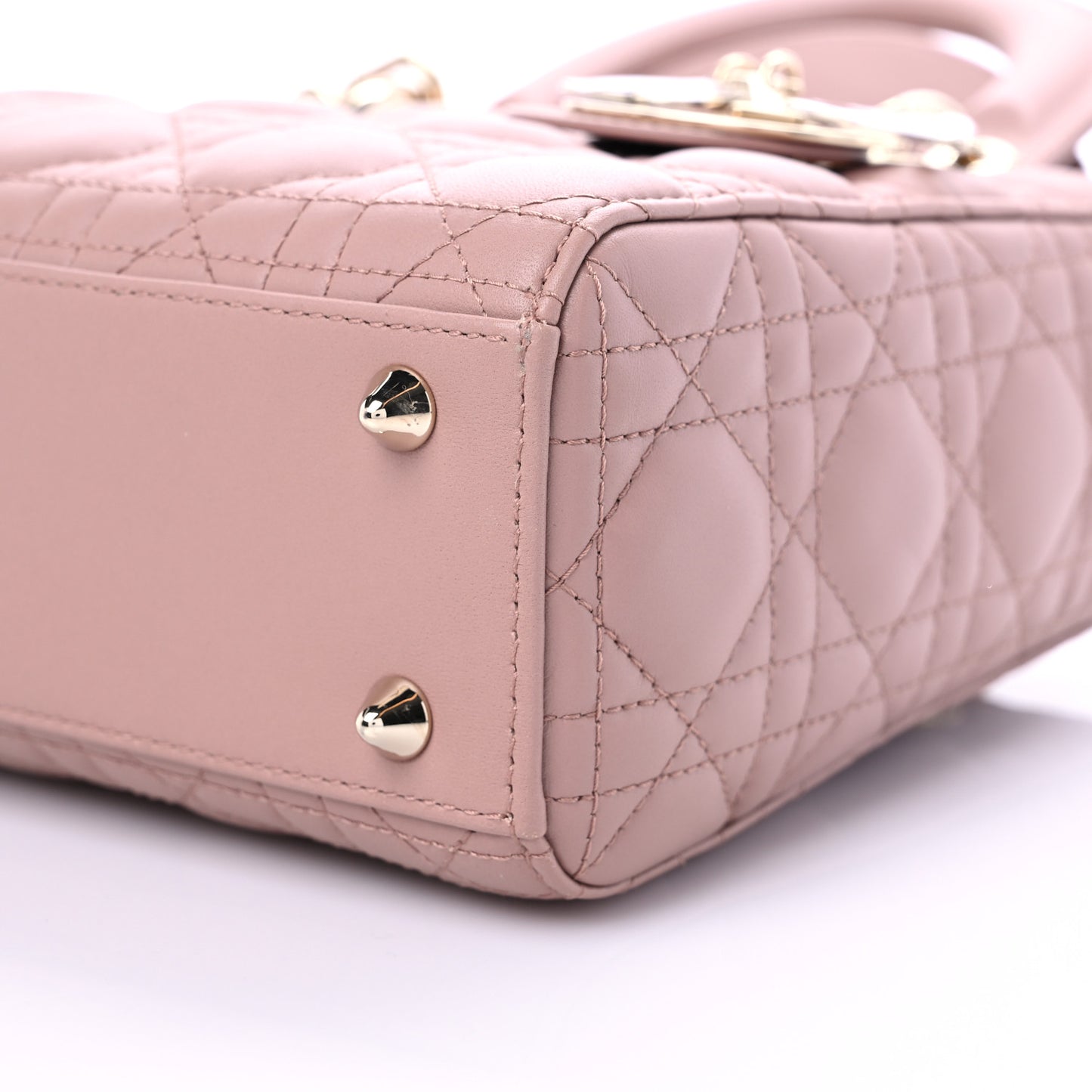 Lambskin Cannage Lady Dior Fard