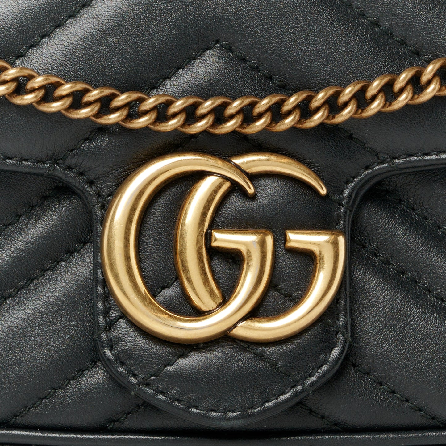 Calfskin Matelasse Super Mini GG Marmont Shoulder Bag Black