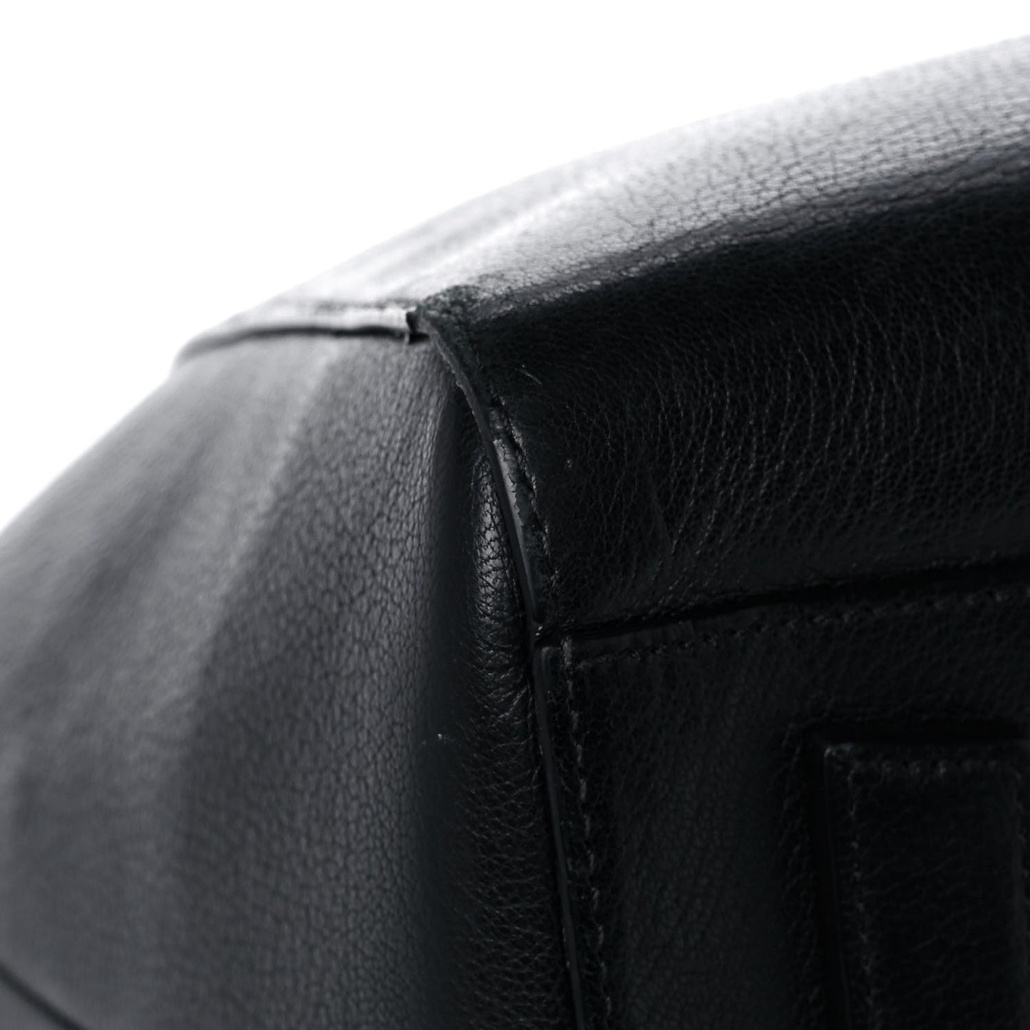 Sugar Goatskin Medium Antigona Black