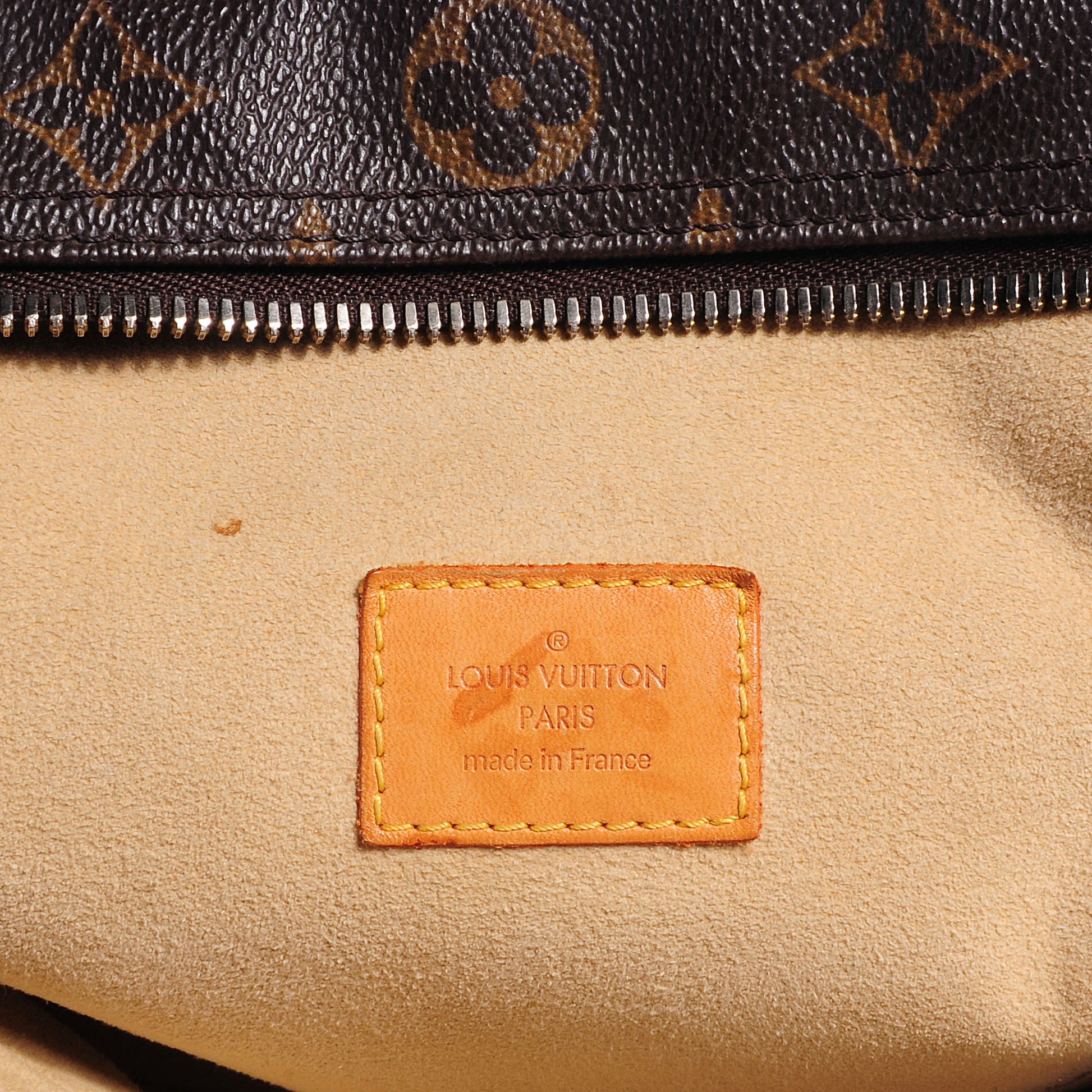 Louis Vuitton Monogram Manhattan GM 7 of 9
