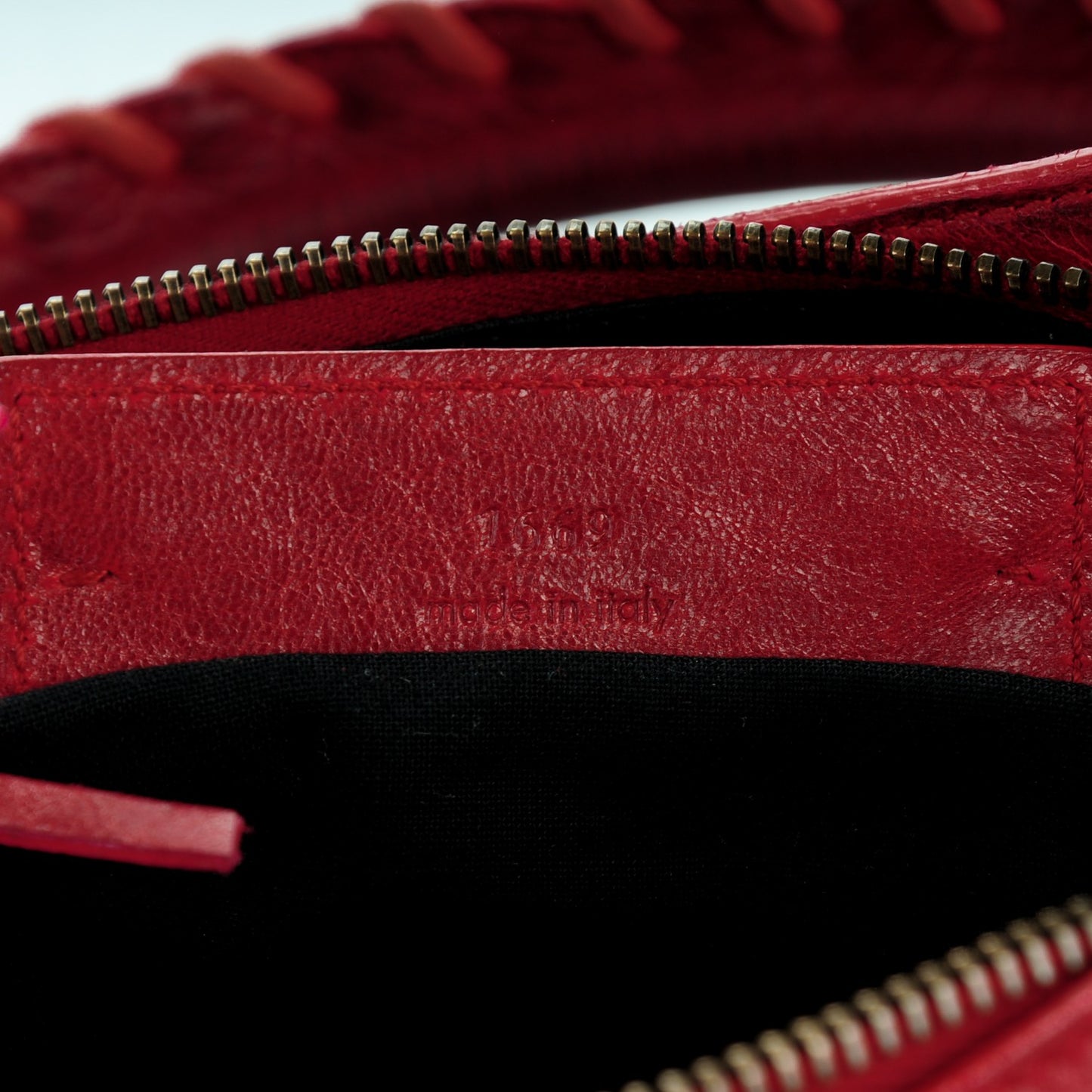 Chevre Classic Hardware First Rouge Vif