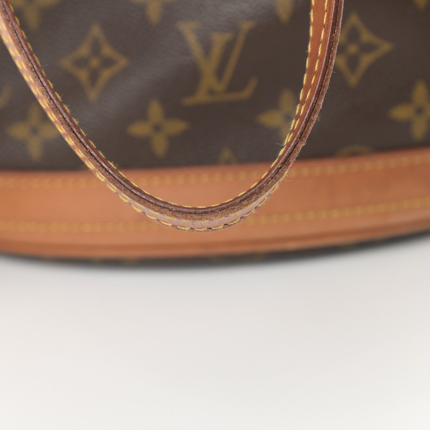 Louis Vuitton Monogram Petit Bucket 23 13 of 18
