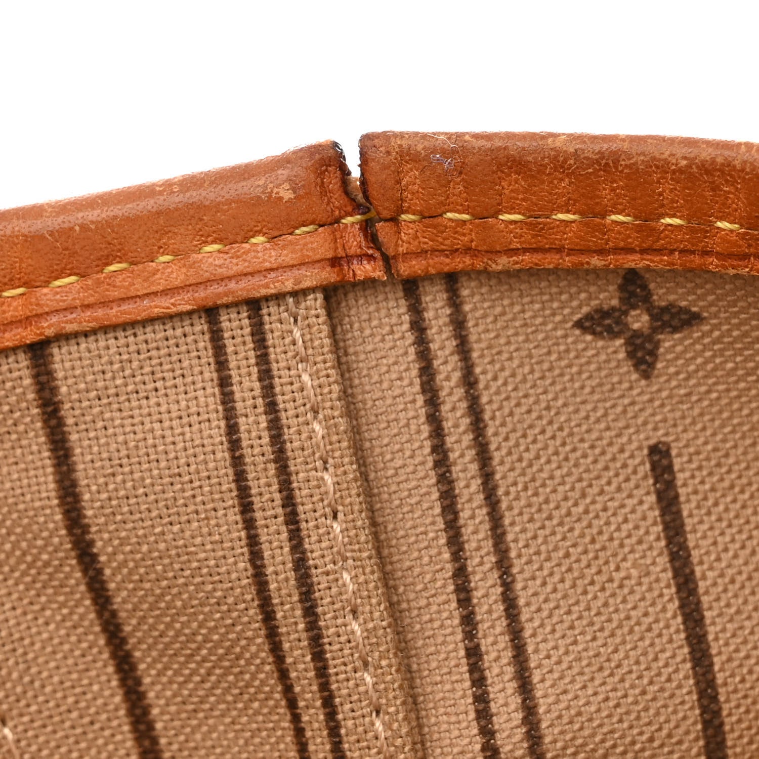 Louis Vuitton Monogram Neverfull MM 14 of 19
