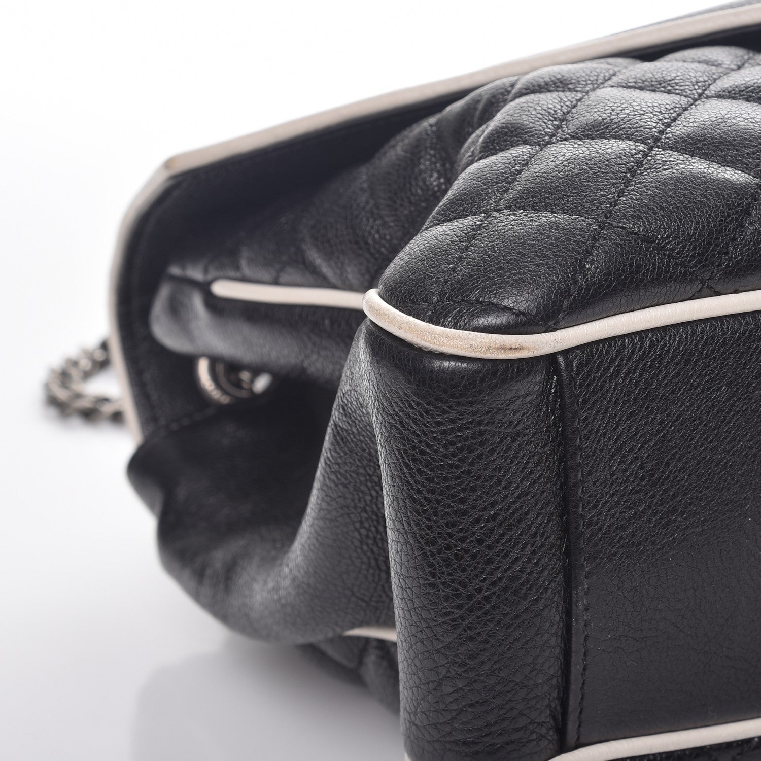 Saint Laurent Calfskin Mixed Matelasse Triquilt Large Monogram Envelope Satchel Black White 10 of 13