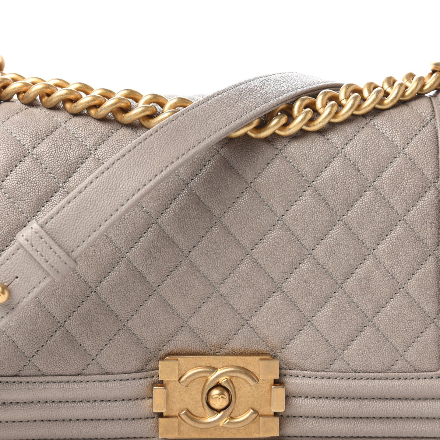 Caviar Quilted Medium Boy Flap Grey