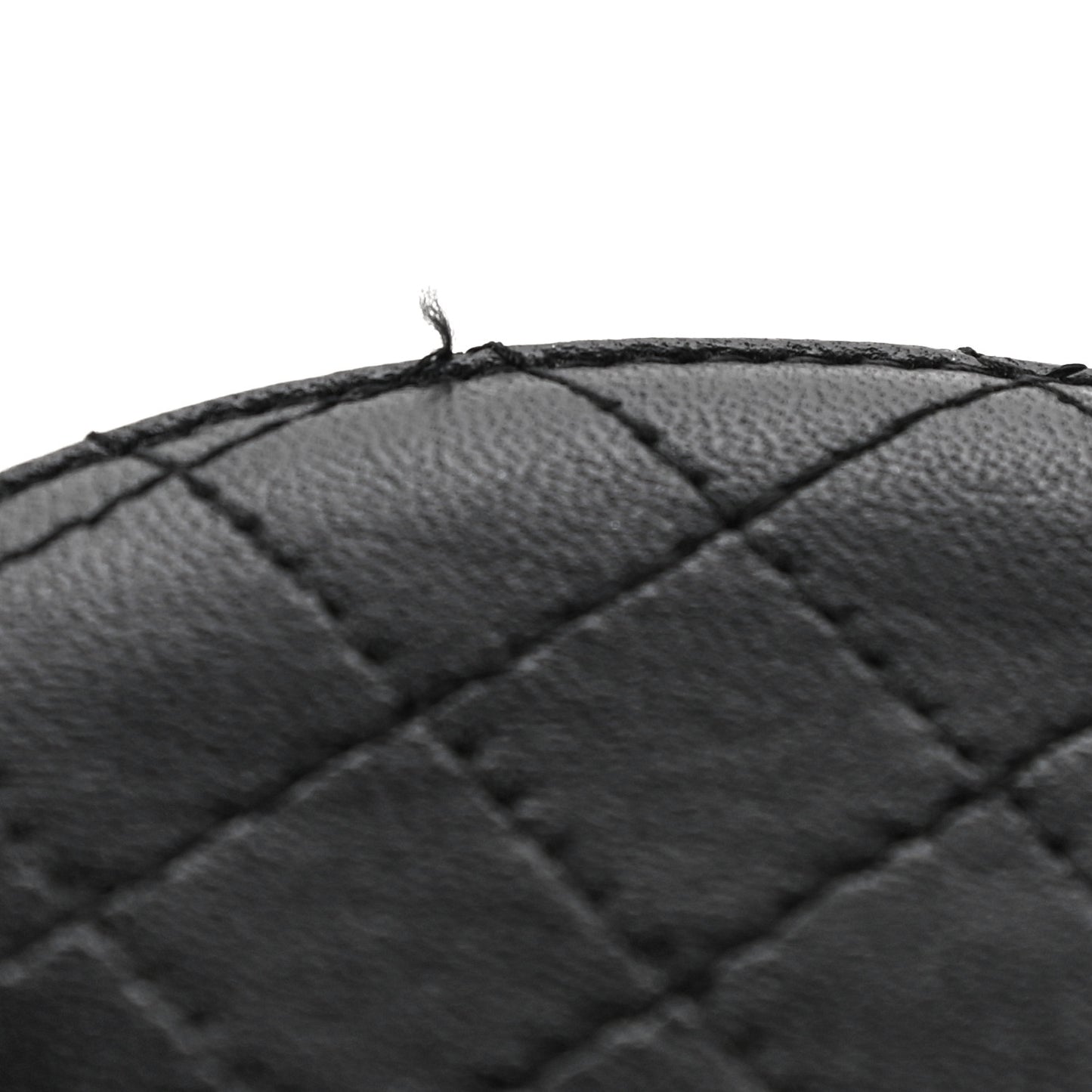 Lambskin Quilted Mini Round Vanity Case With Chain Black