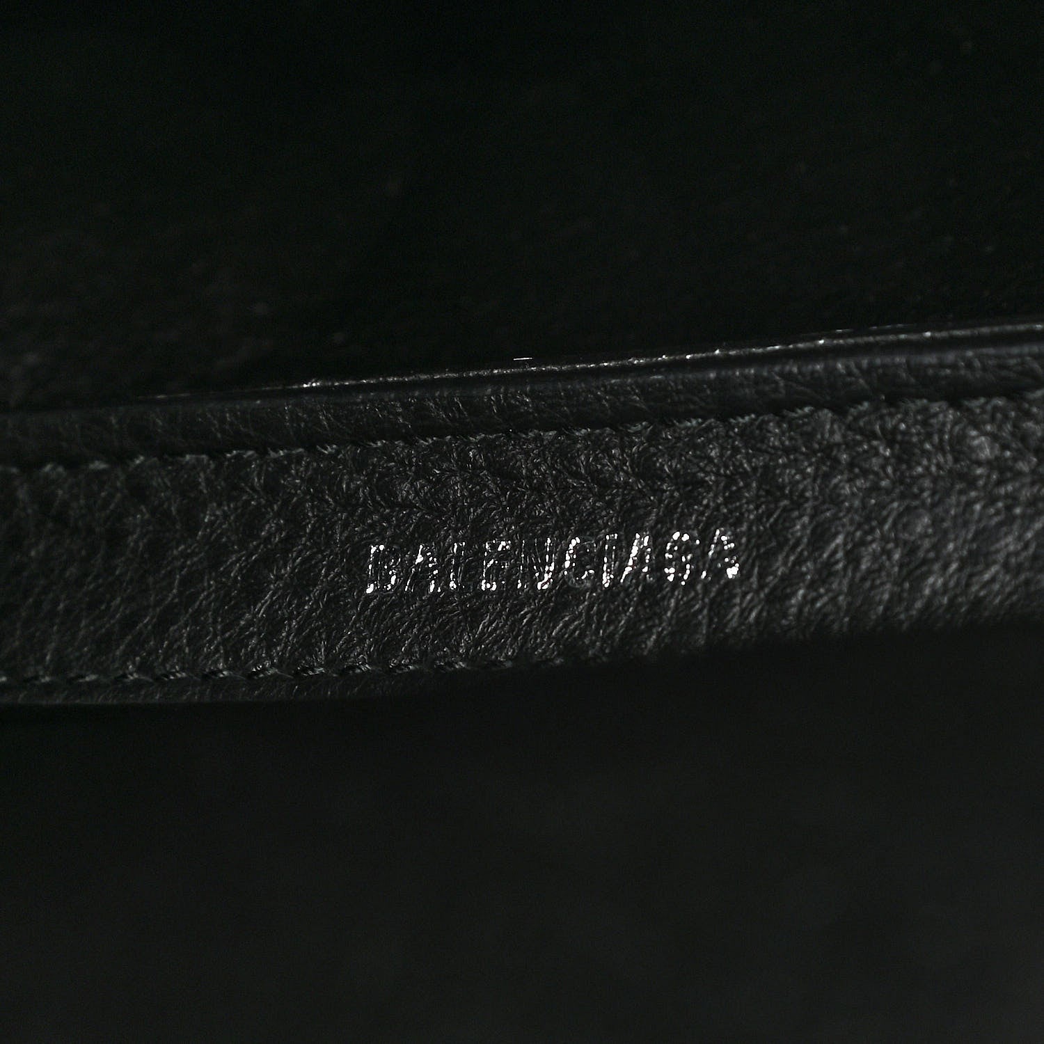 Balenciaga Smooth Calfskin Double Sided Medium Everyday Tote Optic White Black 8 of 12