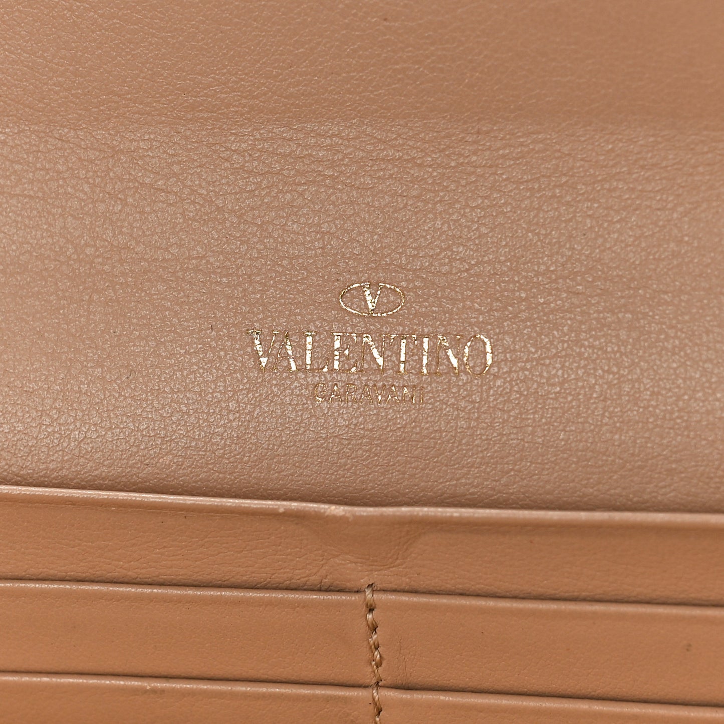 Calfskin Rockstud Wristlet Travel Wallet Soft Noisette