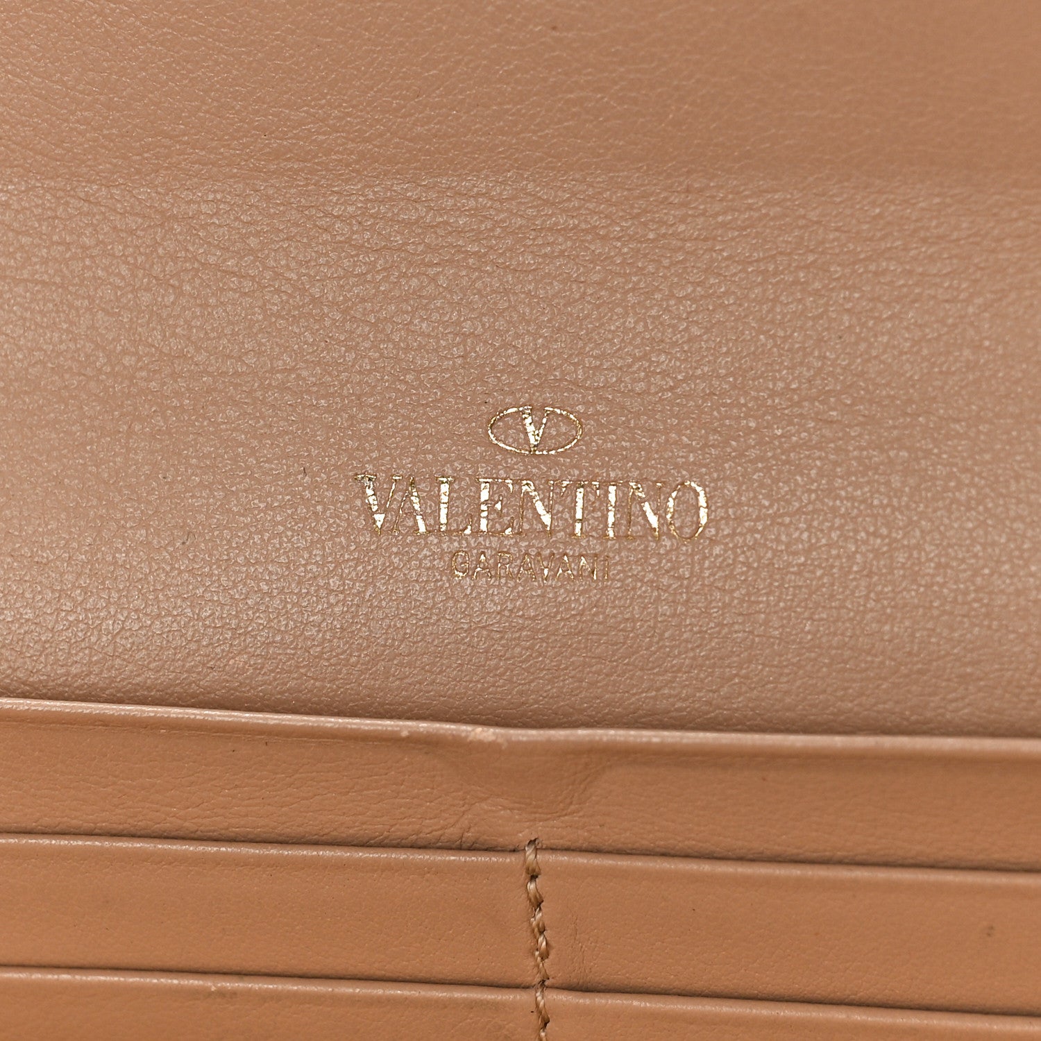 Valentino Garavani Calfskin Rockstud Wristlet Travel Wallet Soft Noisette 6 of 10