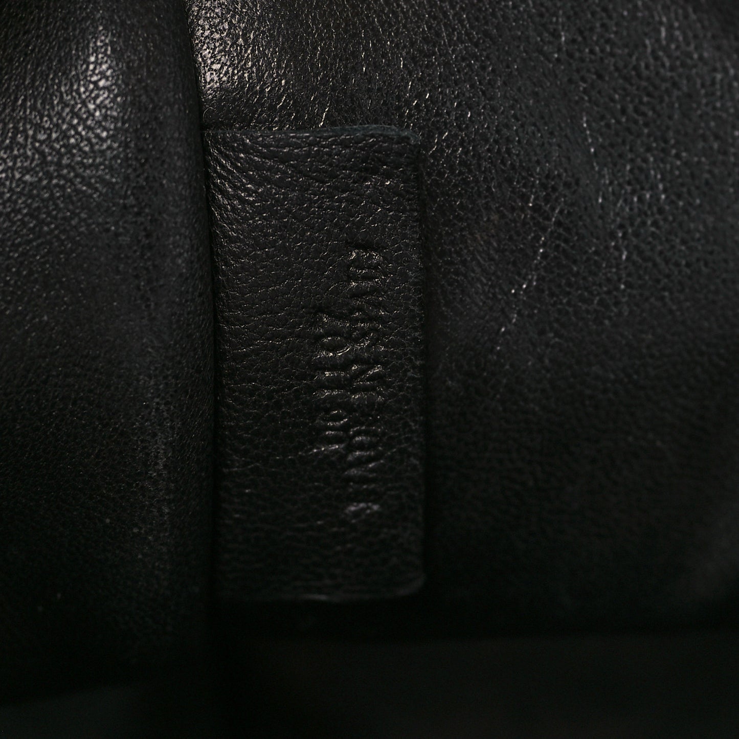 Calfskin Amazona 36 Black