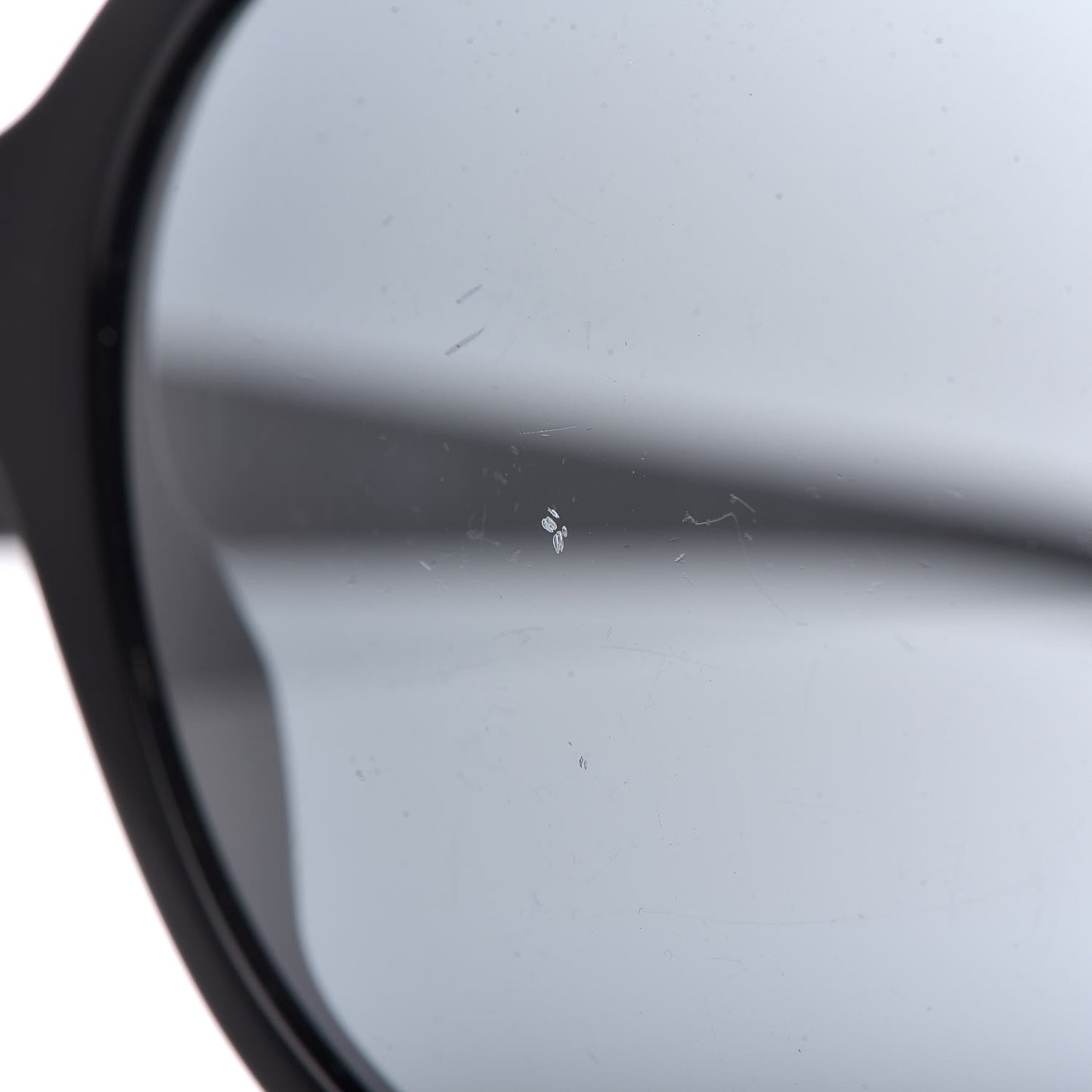Signature Oval Sunglasses 5312 Black