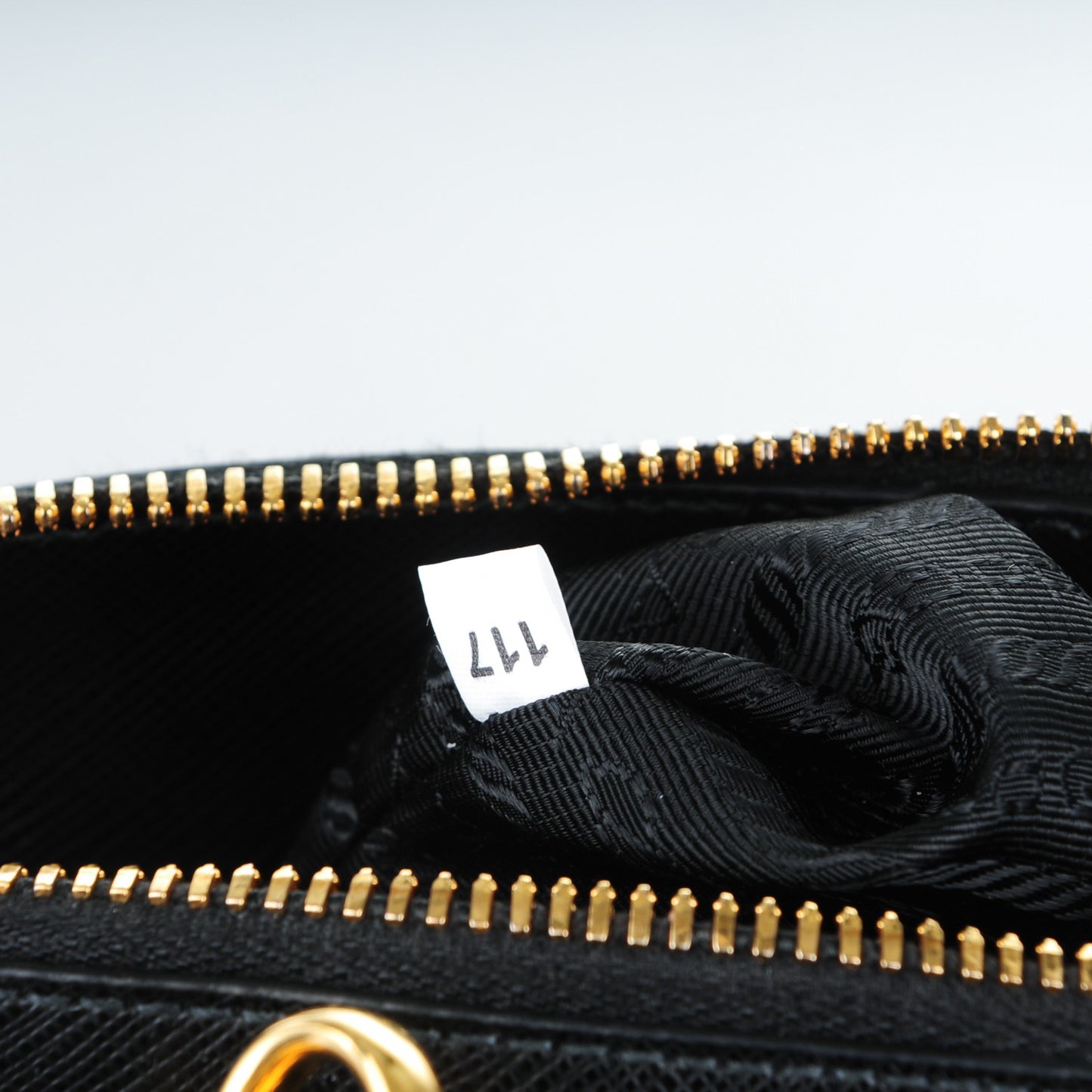 Saffiano Lux Small Promenade Tote Black