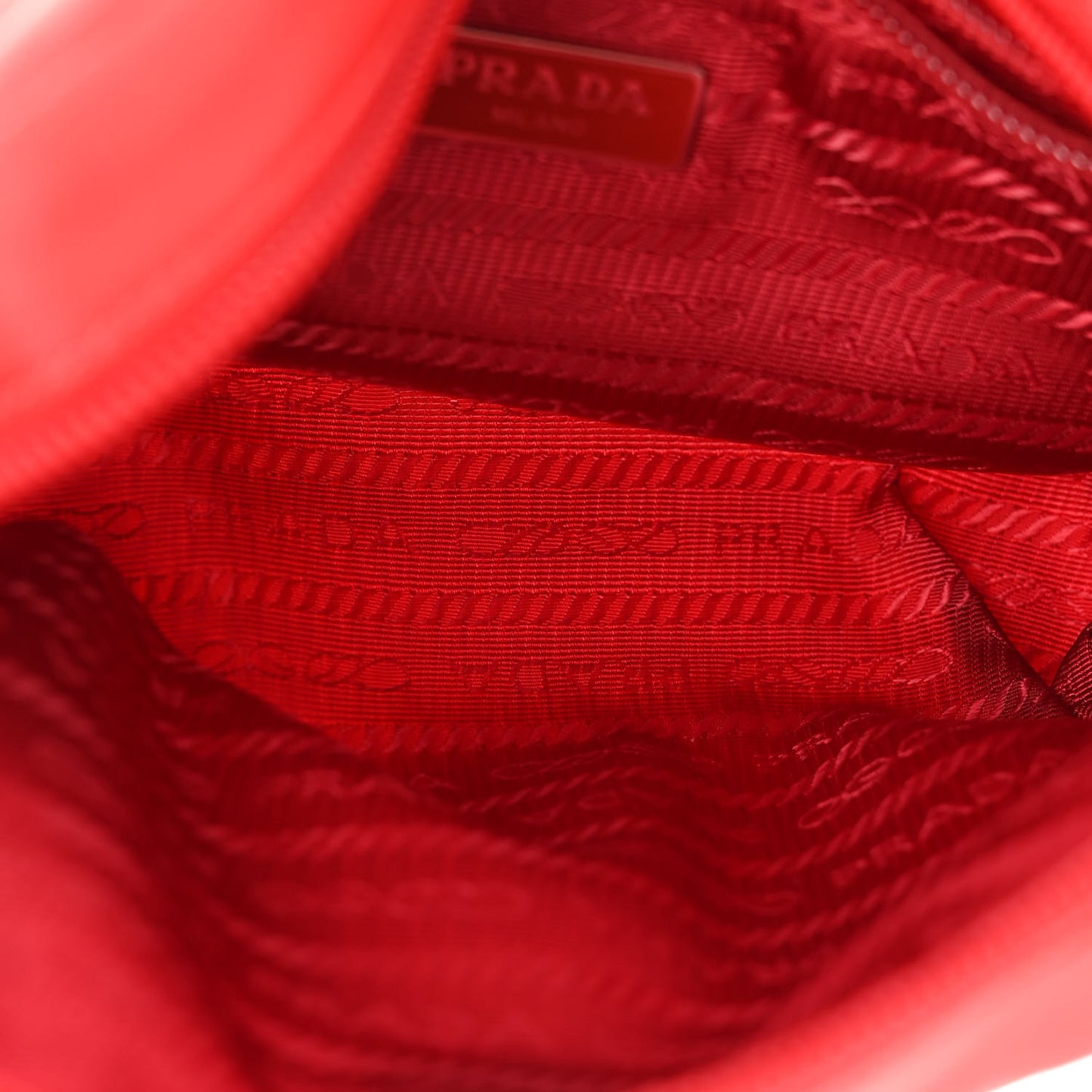 Tessuto Nylon Vela Saffiano Necessaire Wristlet Pouch Rosso