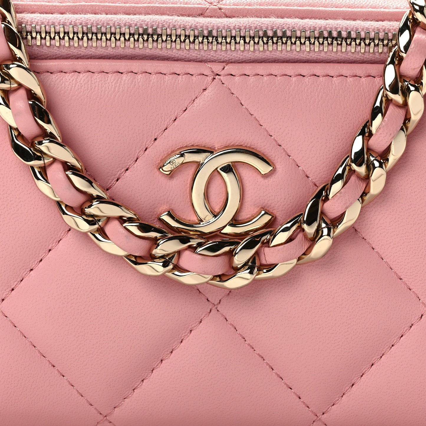 Lambskin Resin Elegant Chain Vanity Case Pink