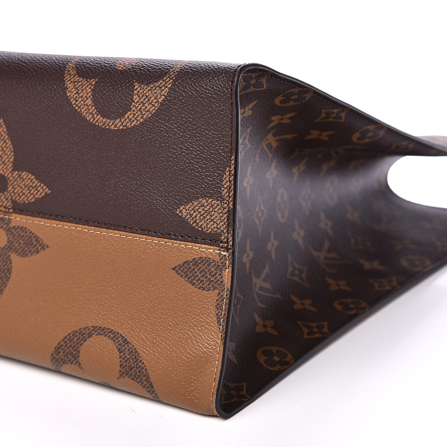 Louis Vuitton Reverse Monogram Giant Onthego GM 8 of 9