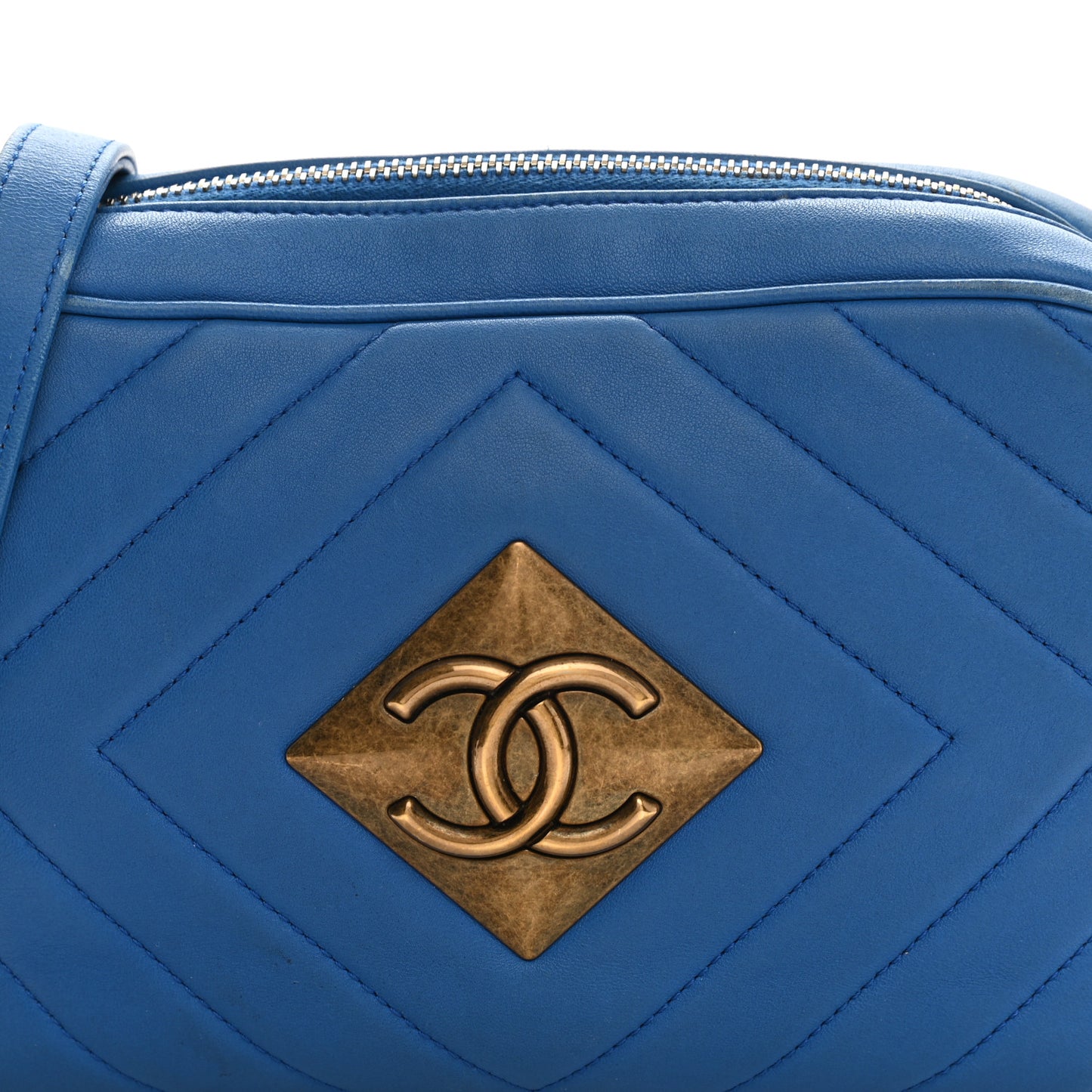 Lambskin Chevron Quilted Pyramid CC Camera Case Blue