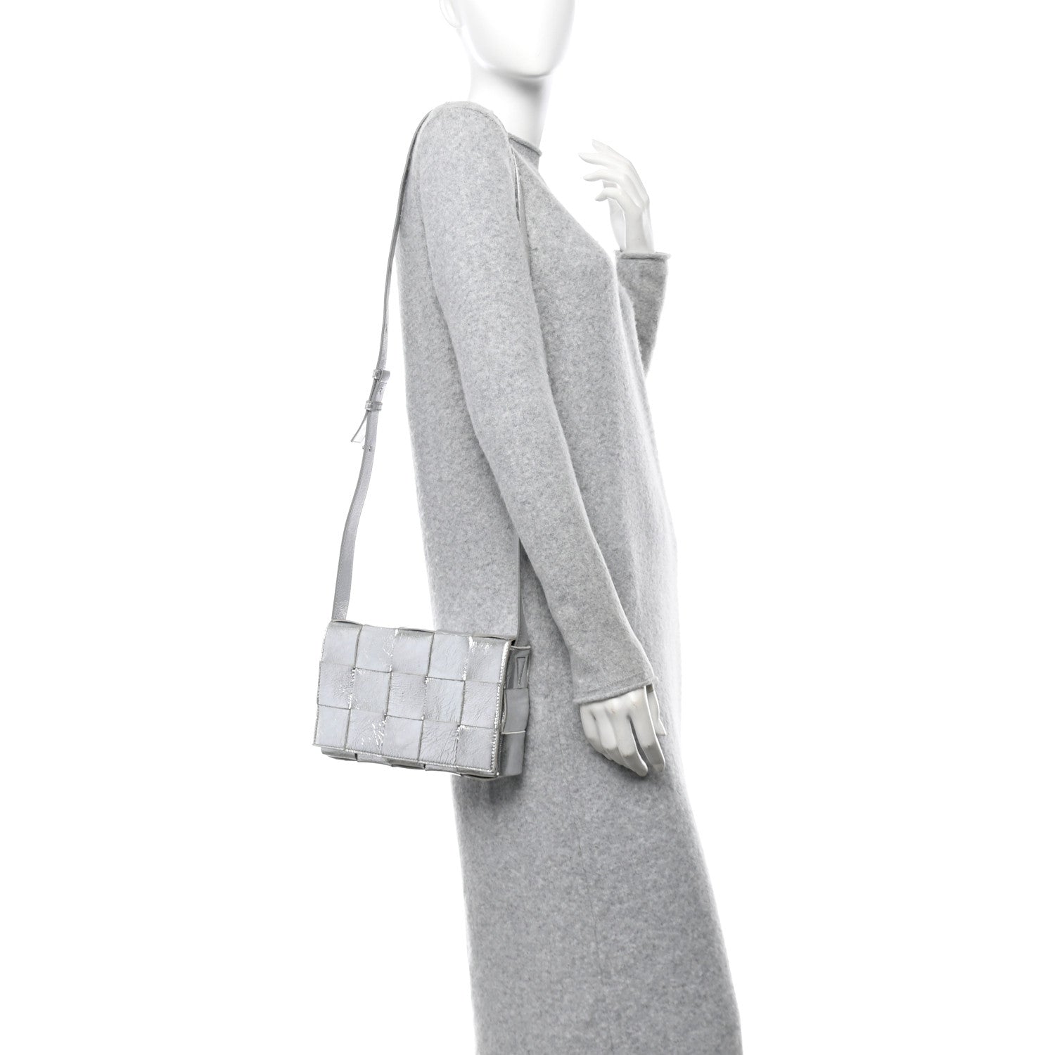 Bottega Veneta Metallic Lambskin Maxi Intrecciato Cassette Crossbody Bag Silver 3 of 10