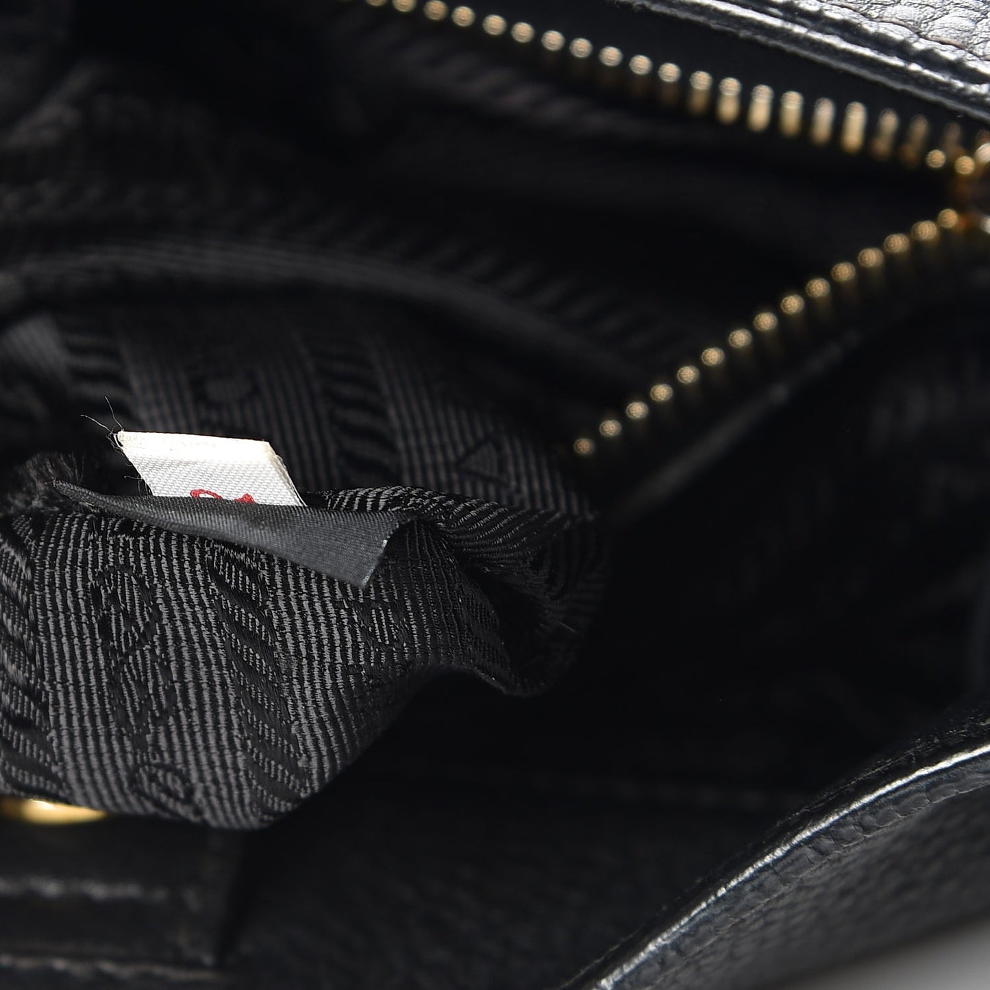 Vitello Daino Hobo Black