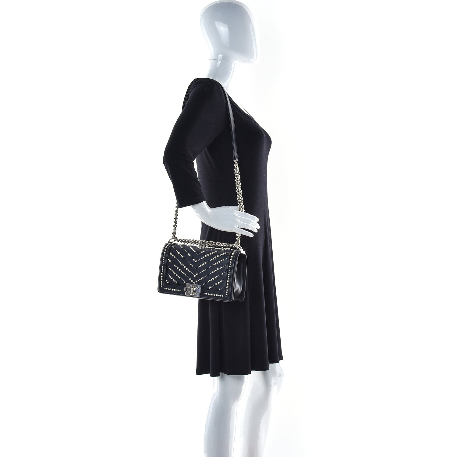 Chanel Calfskin Pearl Chevron Medium Boy Flap Black 2 of 18