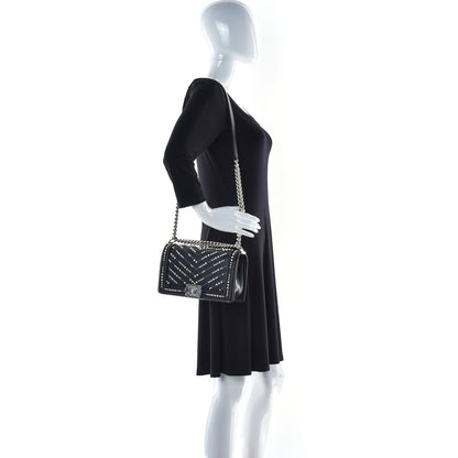Chanel Calfskin Pearl Chevron Medium Boy Flap Black 2 of 18