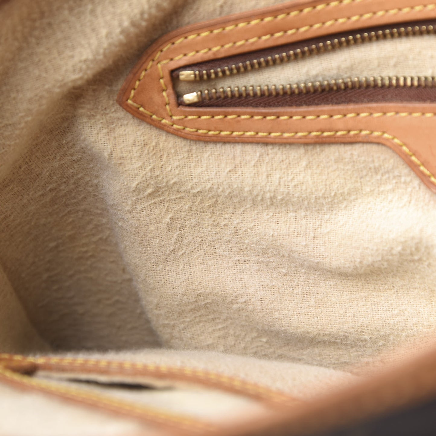Monogram Bucket 27