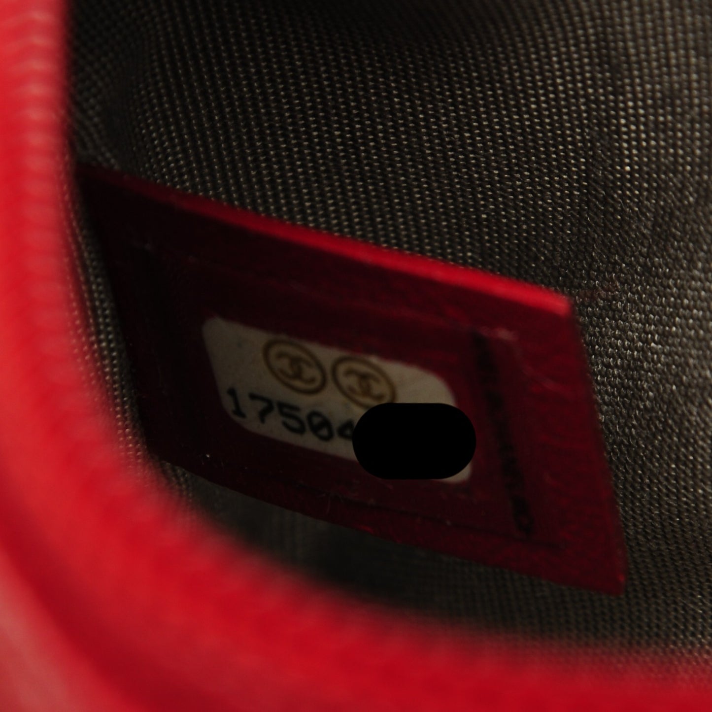 Caviar O-Key Holder Red