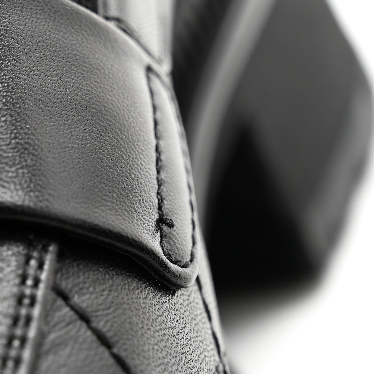 Calfskin Quilted CC Mocassin Loafers 41 Black