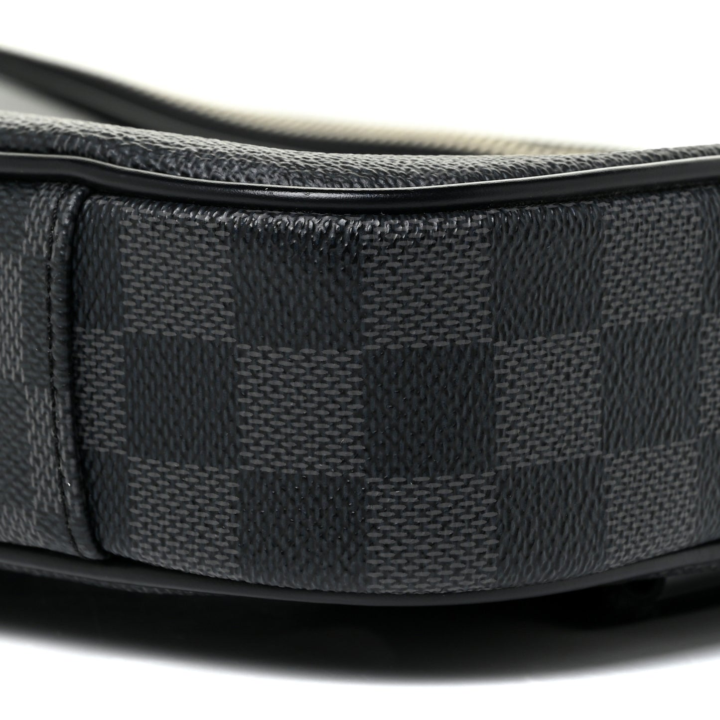 Damier Graphite Ambler
