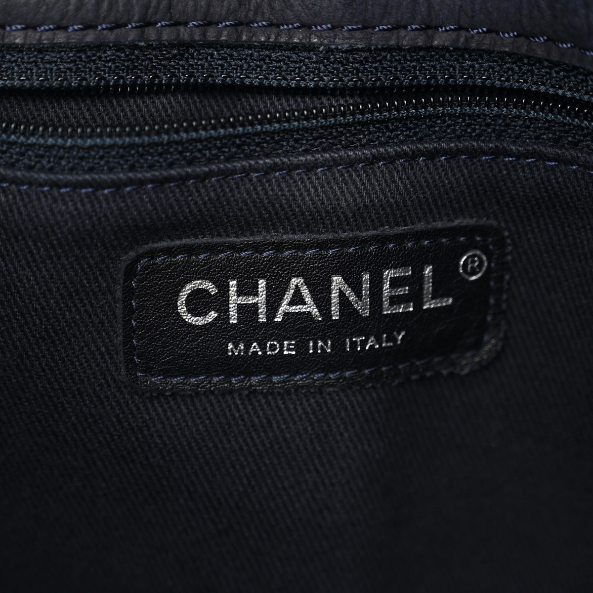 Nubuck Darjeeling Hobo Navy