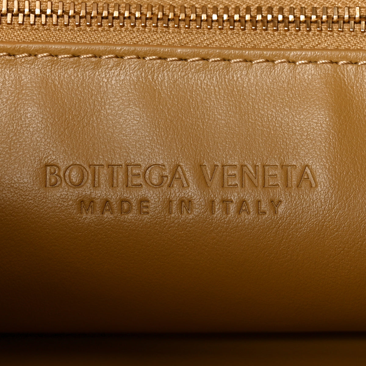 Bottega Veneta Calfskin Intrecciato Small Hop Dark Praline 6 of 11