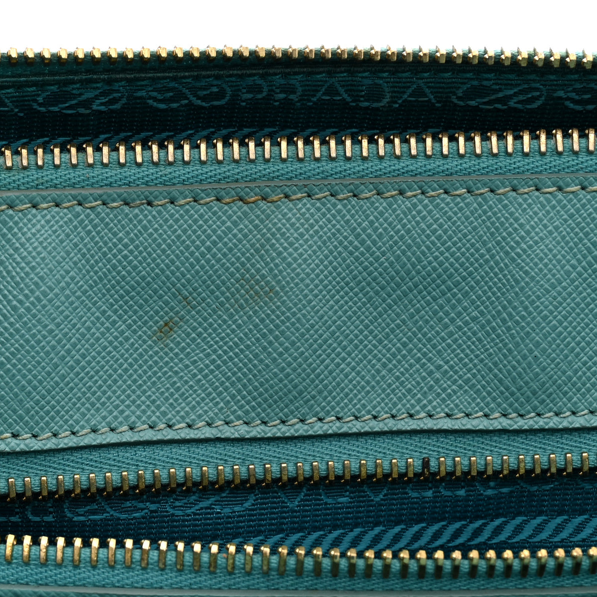 Saffiano Medium Galleria Double Zip Tote Anice
