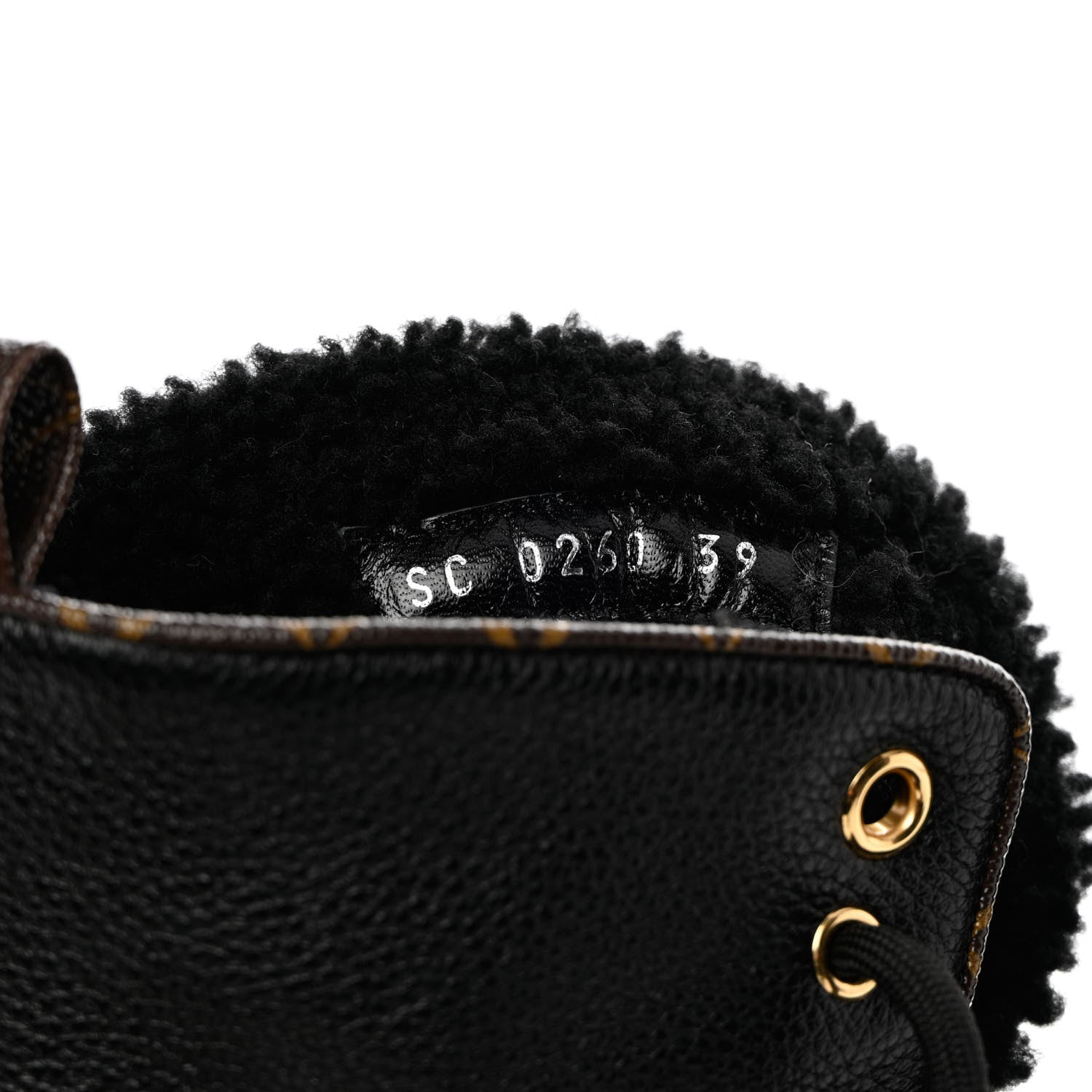 Louis Vuitton Grained Calfskin Shearling LV Beaubourg Ankle Boots 39 Black 12 of 16