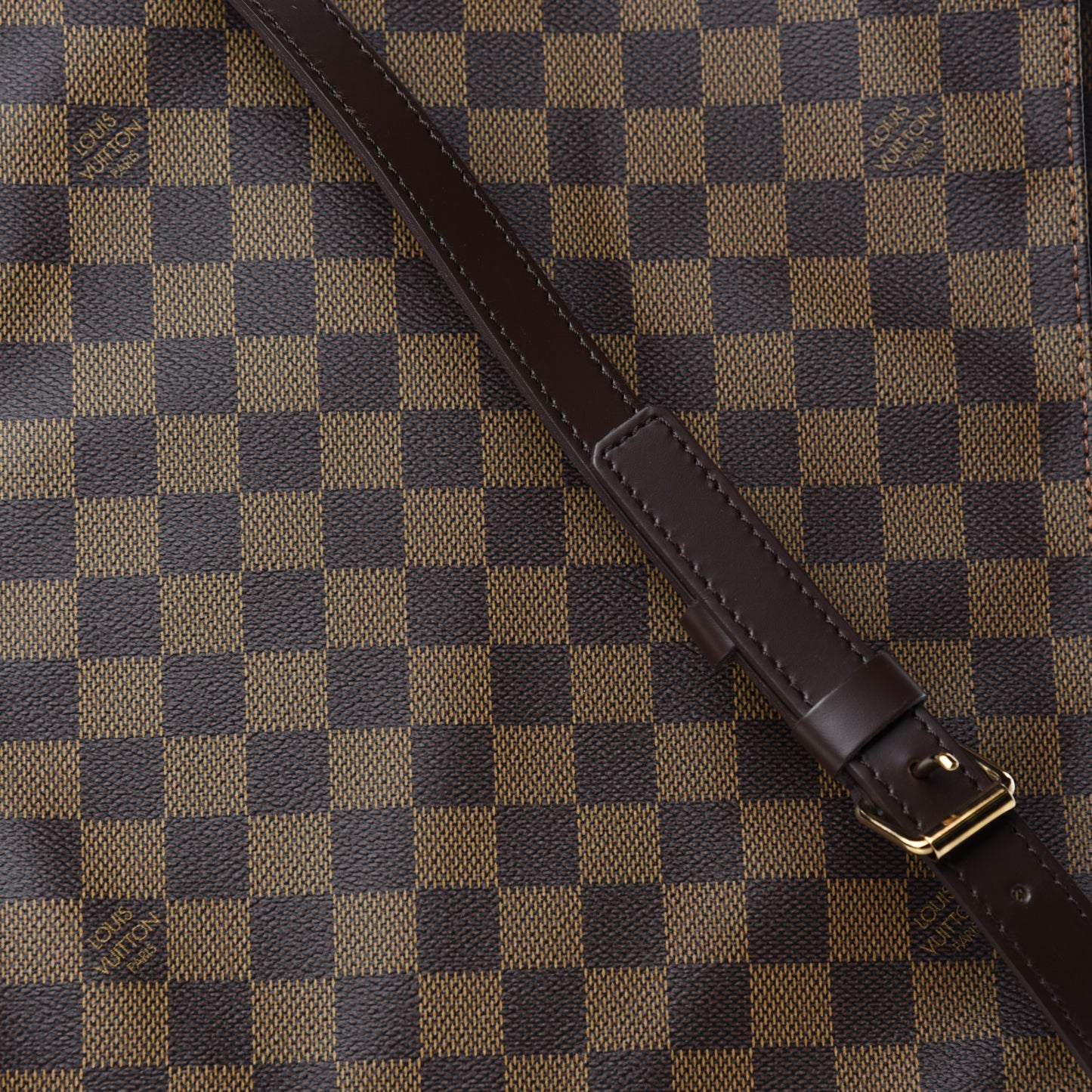 Damier Ebene Musette GM