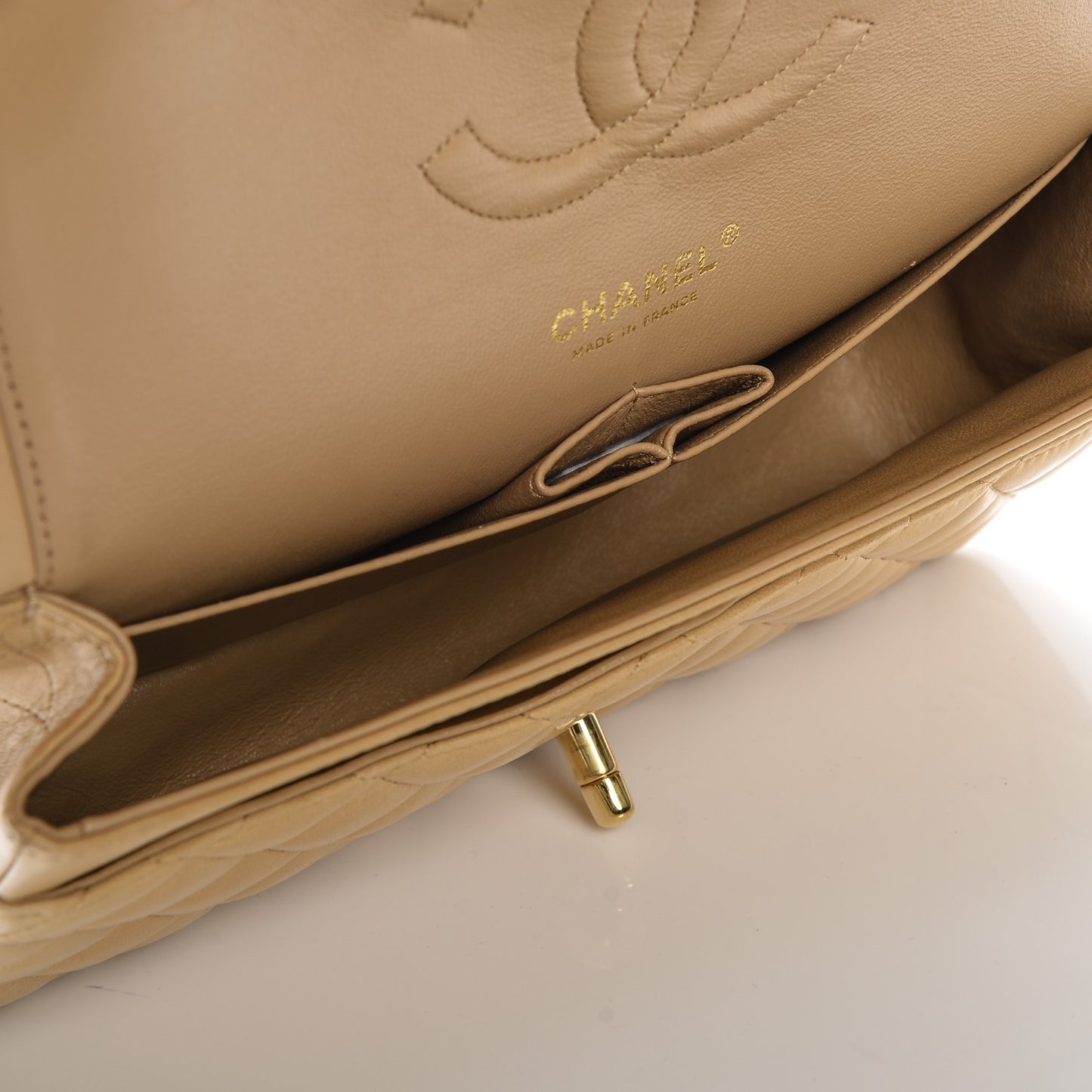 Lambskin Quilted Medium Double Flap Beige