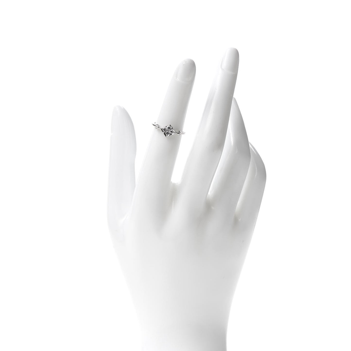 18K White Gold Diamond Hindu Floral Ring 48 4.5