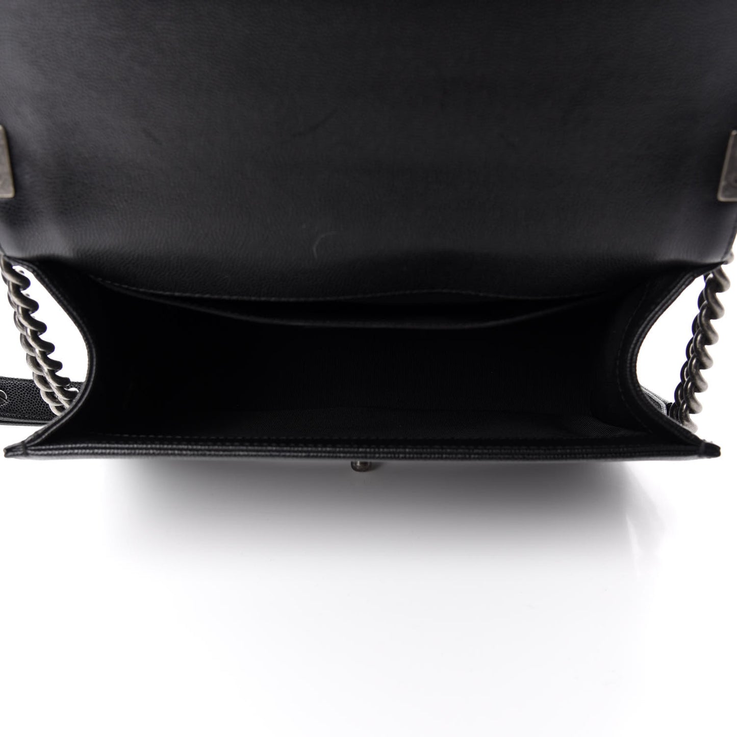 Caviar Quilted Medium Boy Flap Black
