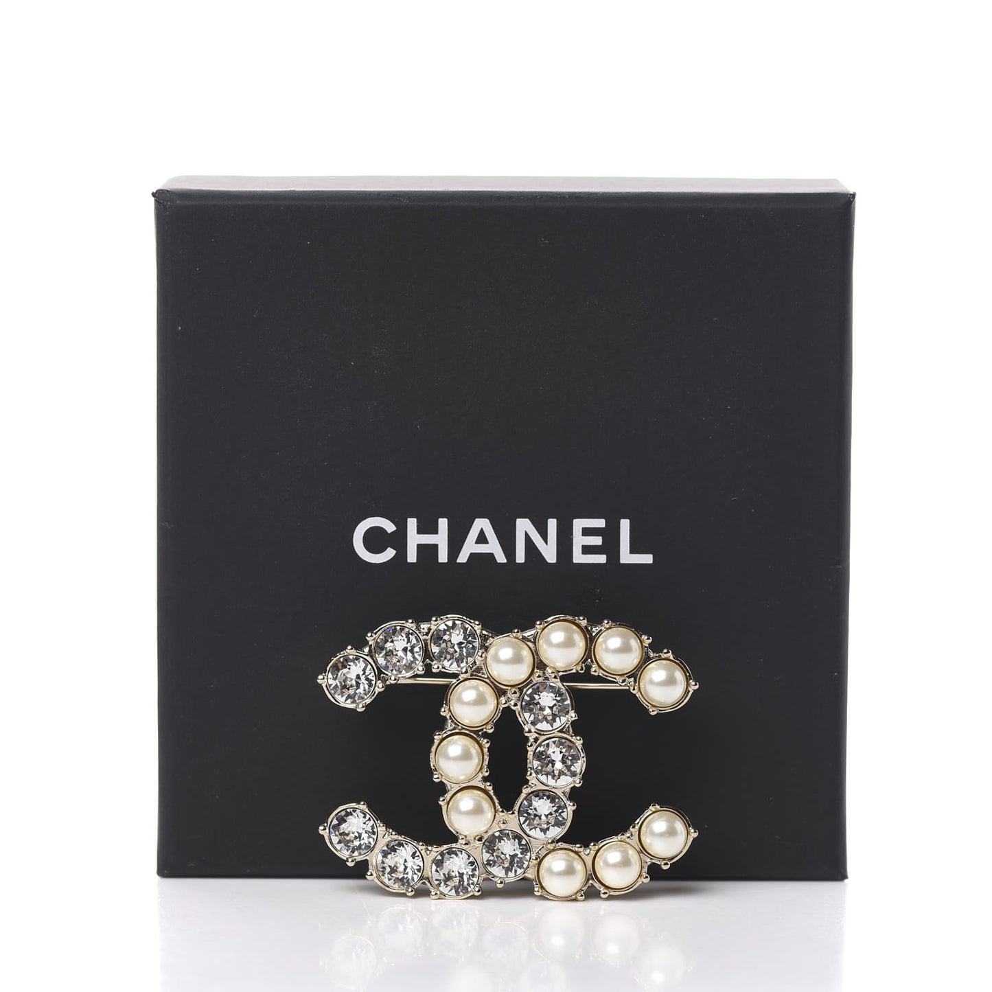 Crystal Pearl CC Dazzling Domino Brooch Gold