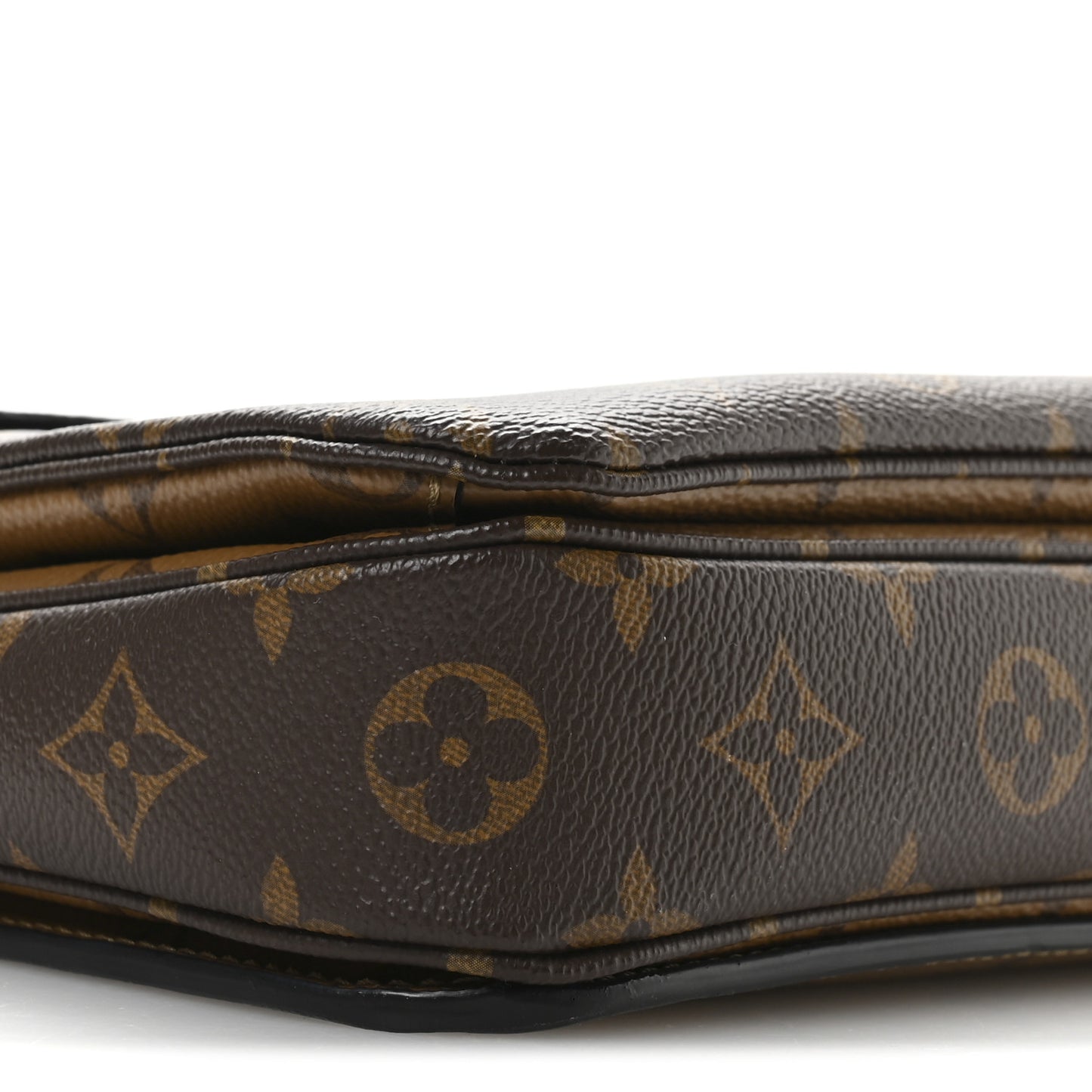Reverse Monogram Pochette Metis