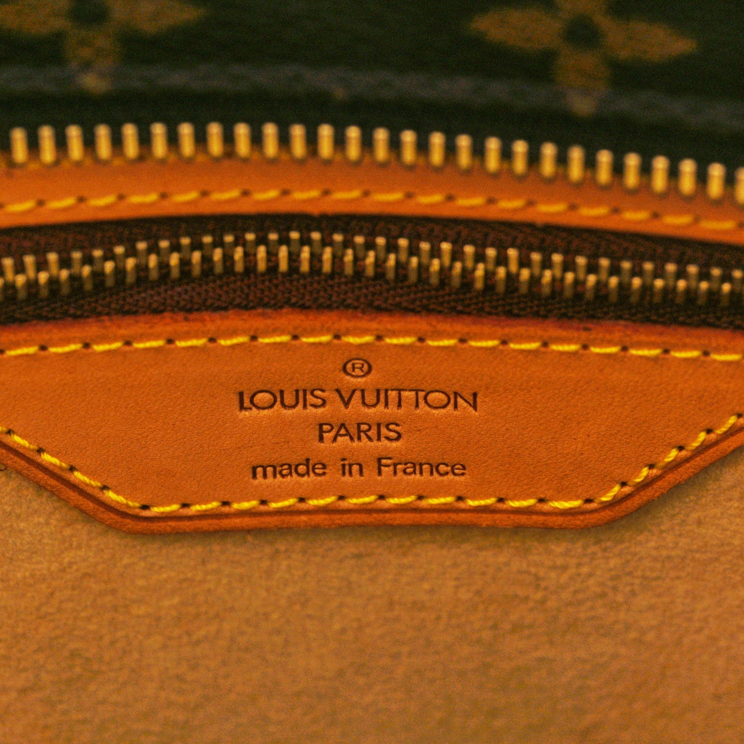 Louis Vuitton Monogram Luco 6 of 6