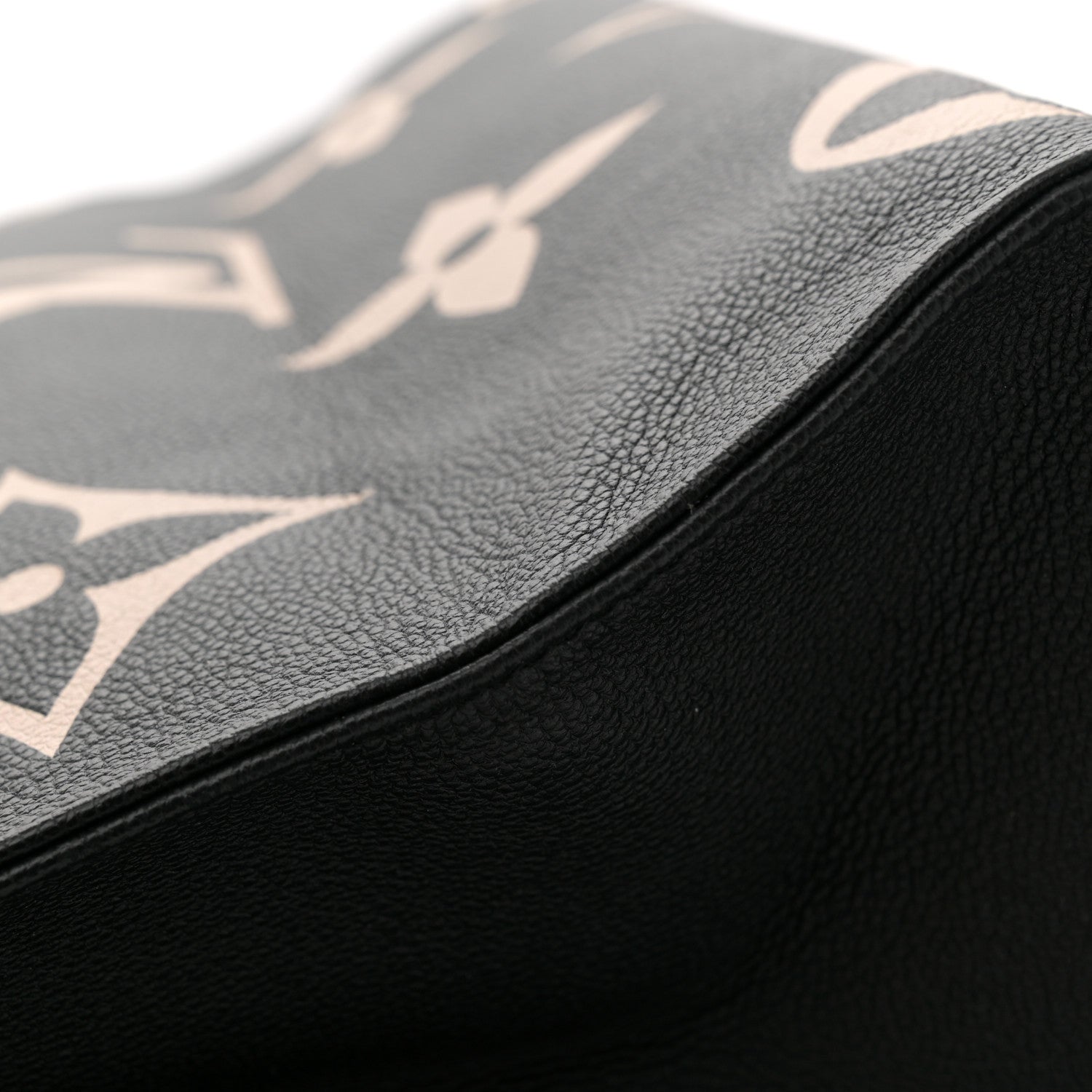 Louis Vuitton Empreinte Monogram Giant Onthego GM Black Beige 10 of 10