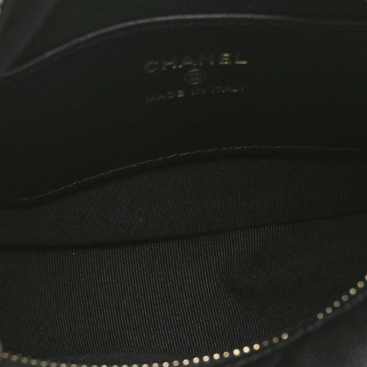 Shiny Caviar Quilted Bow Pouch Hobo Black