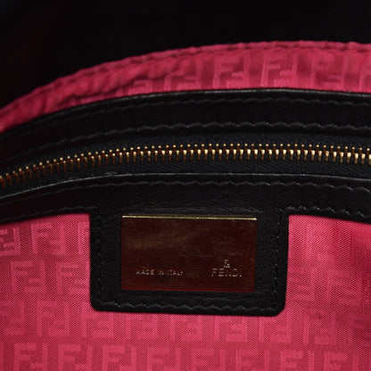 Fendi Nappa Logo Embossed Baguette Black 6 of 9