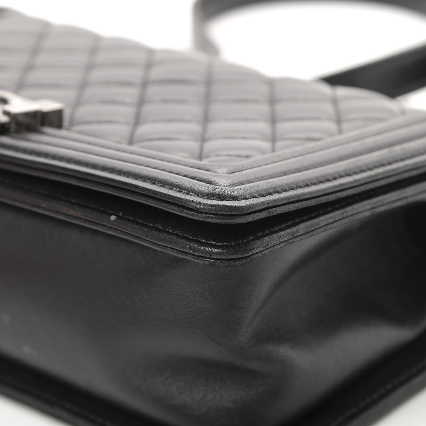 Lambskin Quilted Medium Boy Flap Black