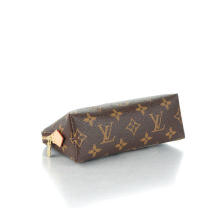 Louis Vuitton Monogram World Tour Cosmetic Pouch 4 of 7