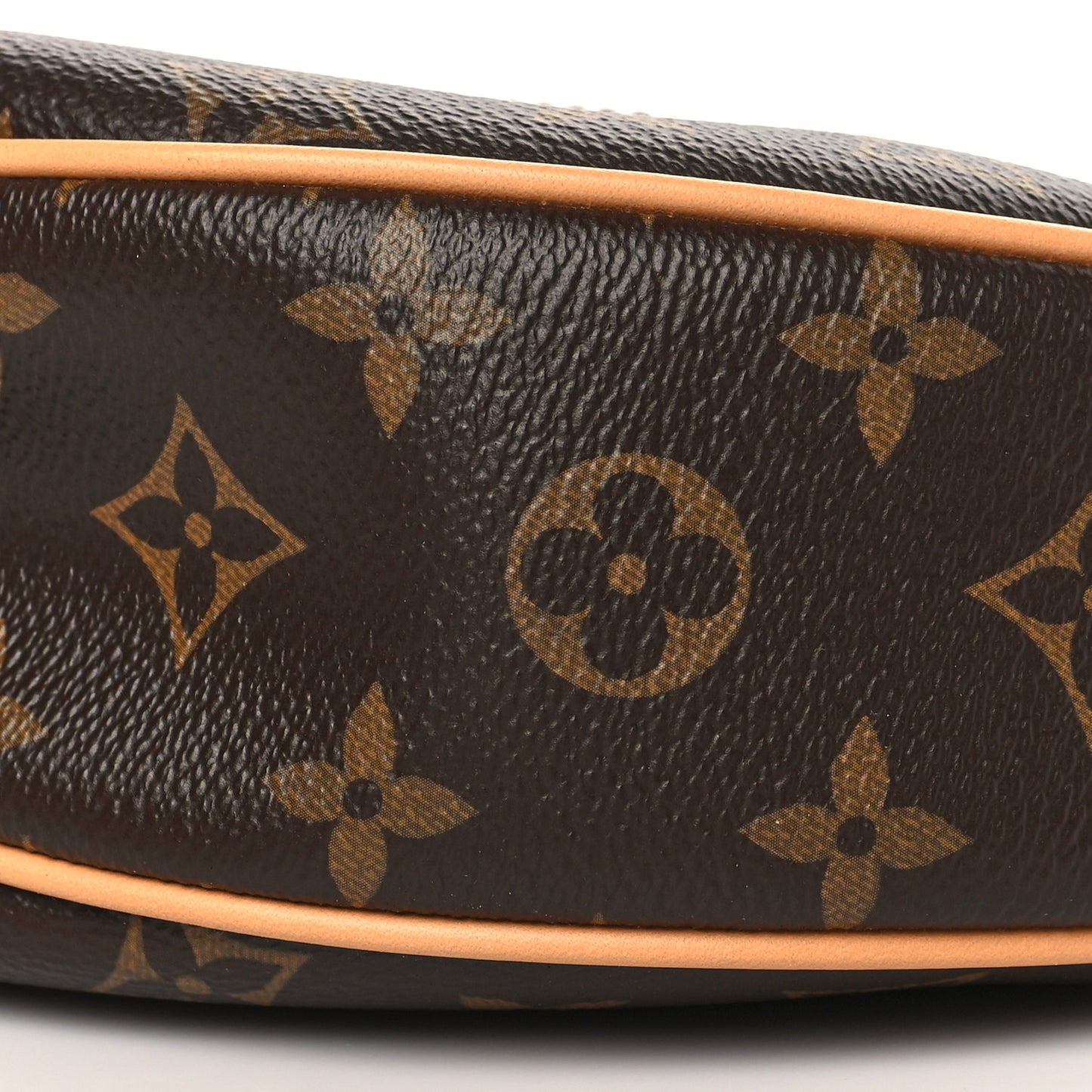 Monogram Loop