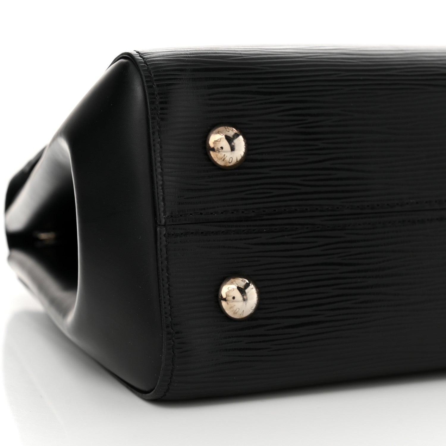 Louis Vuitton Epi Cluny MM Black 8 of 17